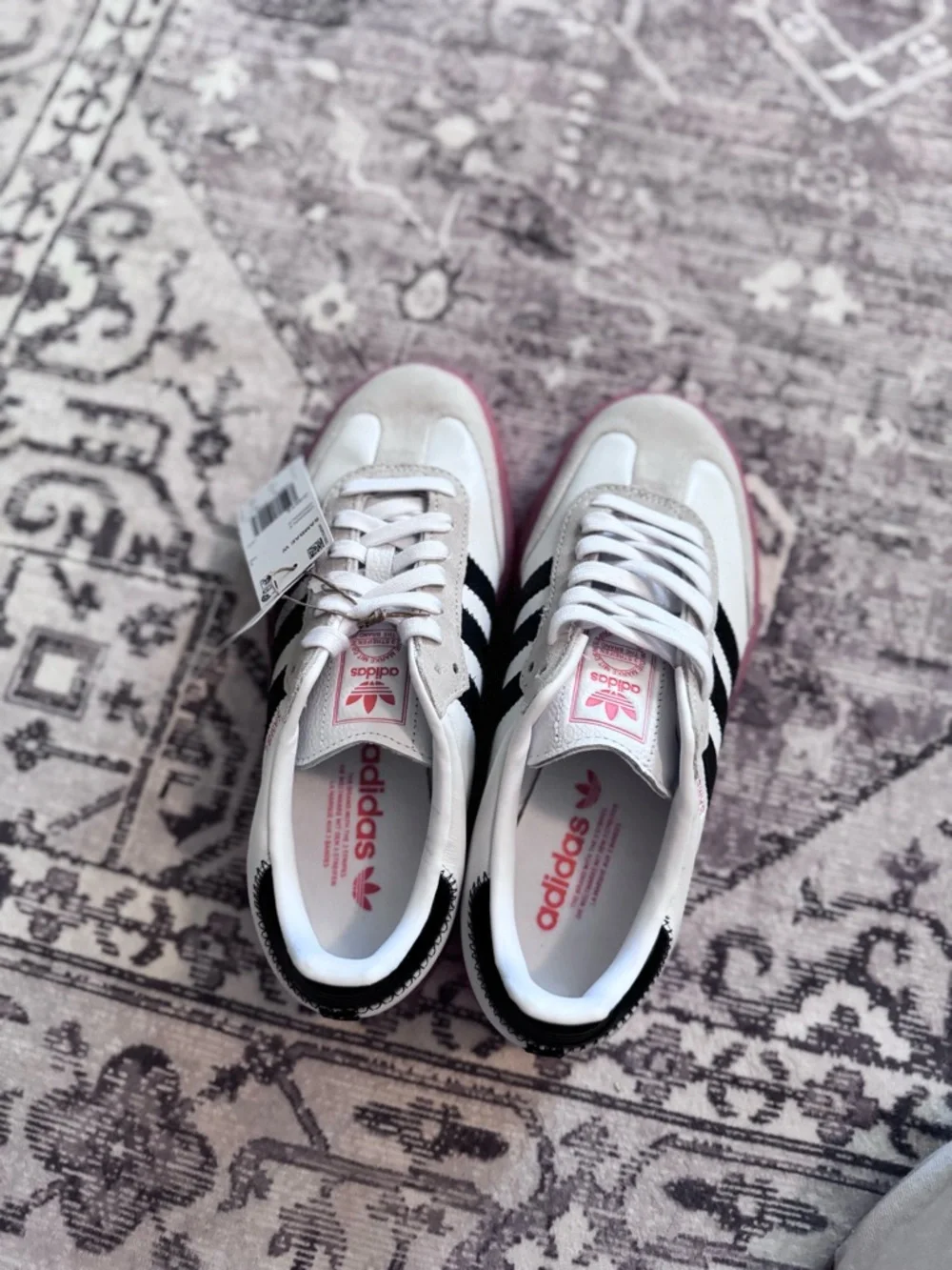 ADIDAS
Women's Adidas Sambae Shoes - Cloud White/Core Black/Semi Coral - Picture 4 of 6